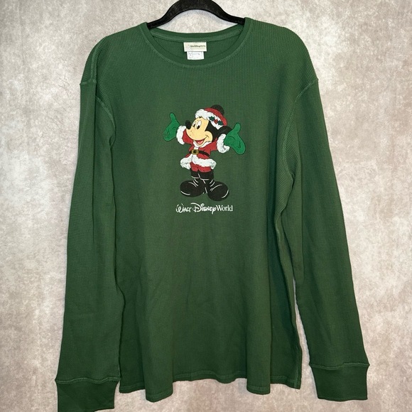 Vintage Y2K Walt Disney World‎ Thermal Long Sleeve Mickey Christmas Size Large - Picture 1 of 7